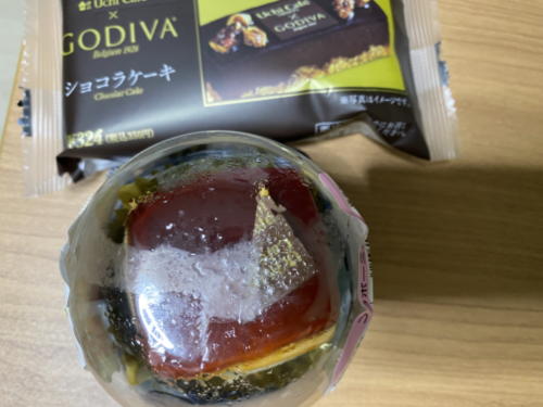 ローソンのゴディバショコラケーキ、ブラボーミチプー